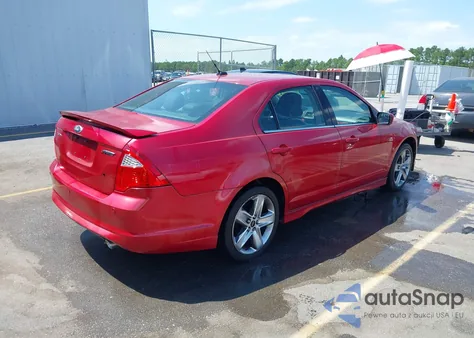 2011 Ford Fusion Sport z USA, uszkodzony, nr VIN 3FAHP0KC9BR152566